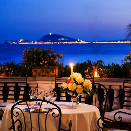 Grande Albergo Miramare フォルミア エクステリア 写真
