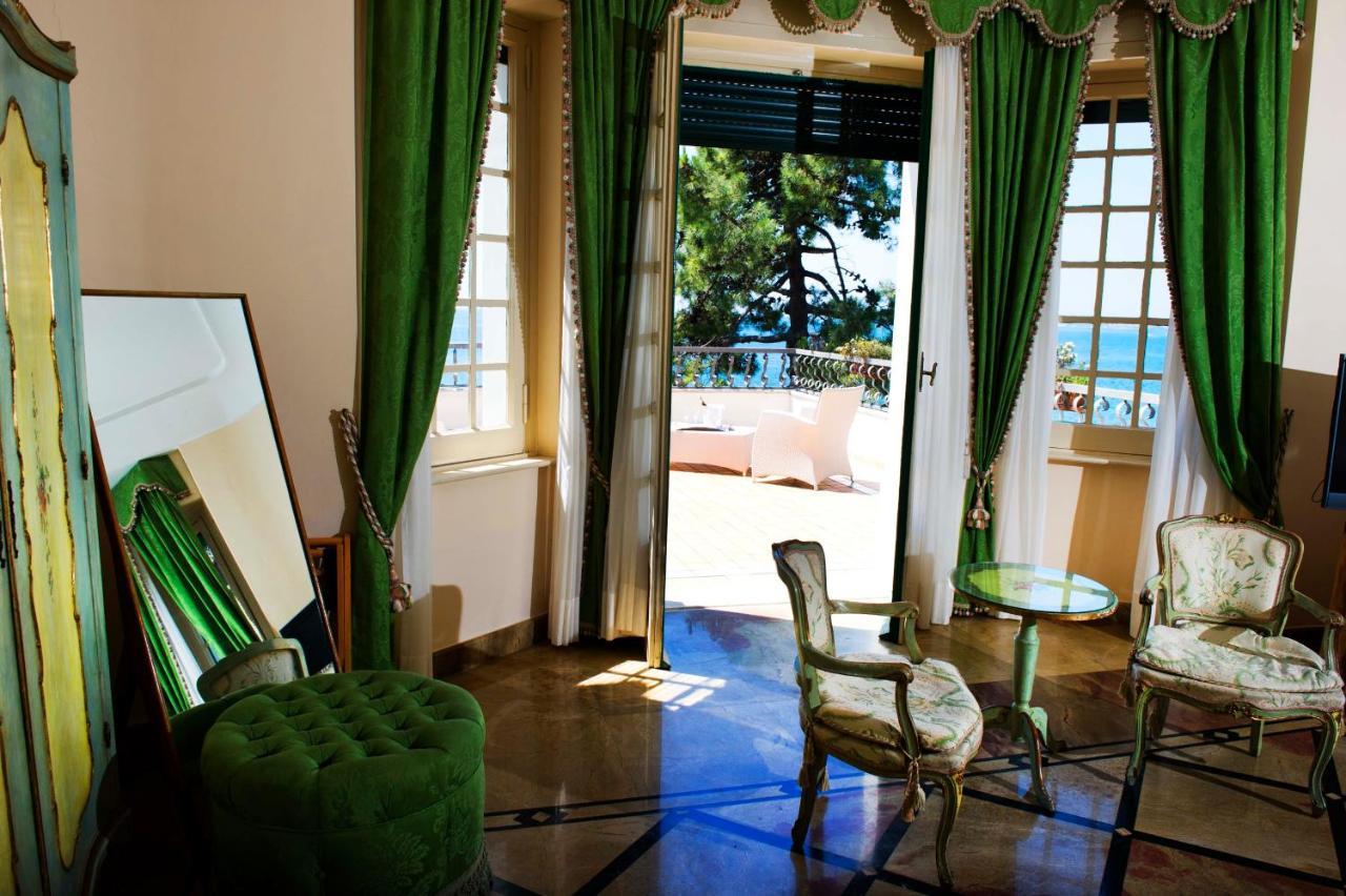 Grande Albergo Miramare フォルミア エクステリア 写真