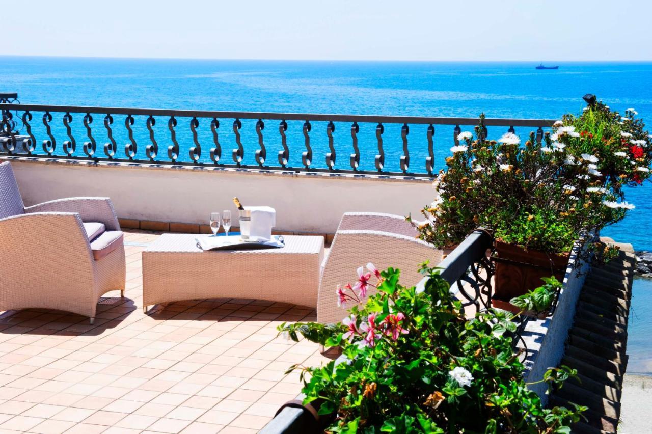 Grande Albergo Miramare フォルミア エクステリア 写真