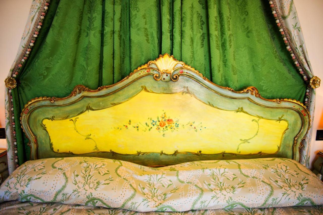 Grande Albergo Miramare フォルミア エクステリア 写真