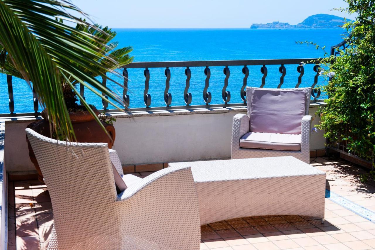 Grande Albergo Miramare フォルミア エクステリア 写真