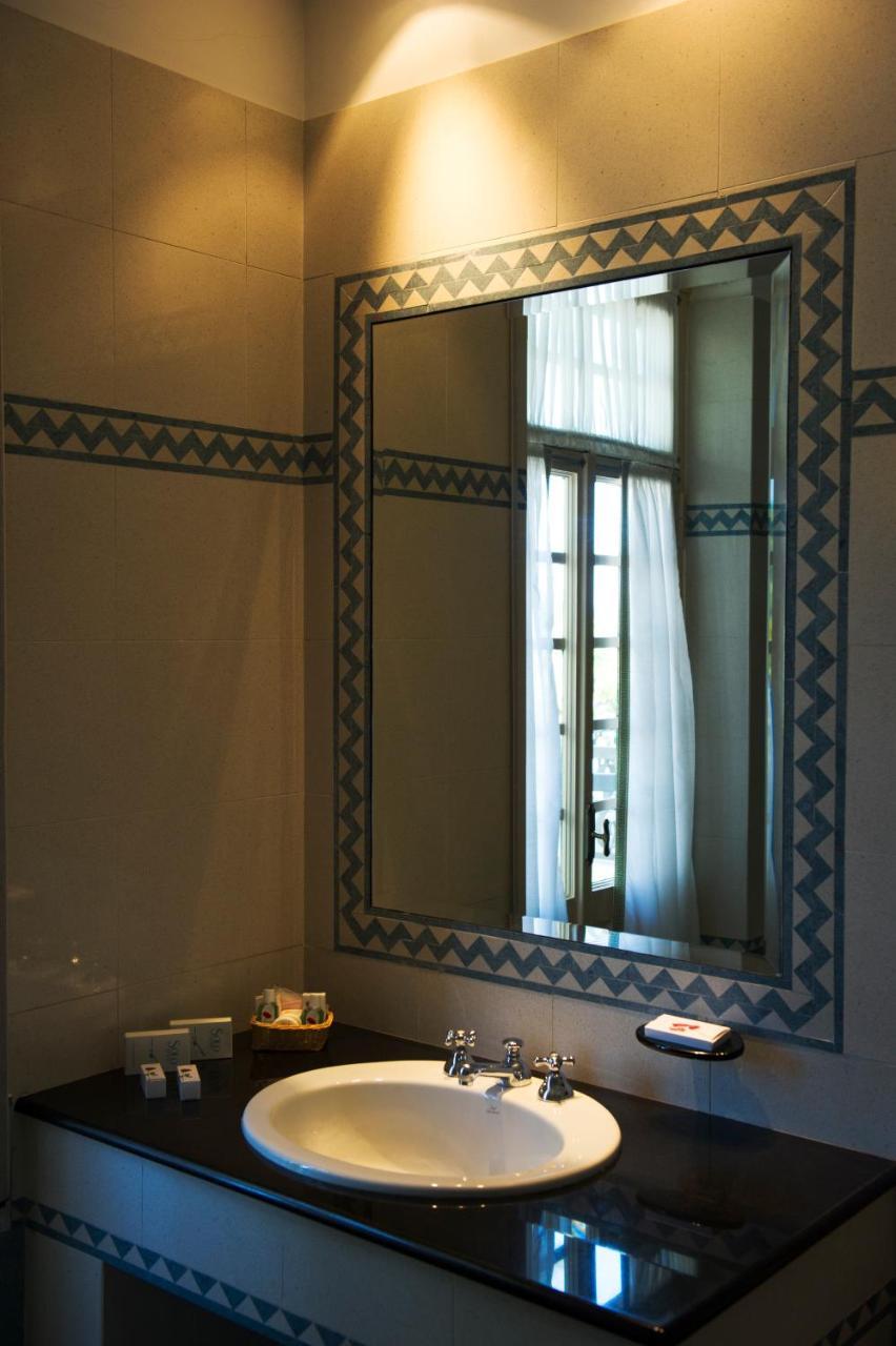 Grande Albergo Miramare フォルミア エクステリア 写真